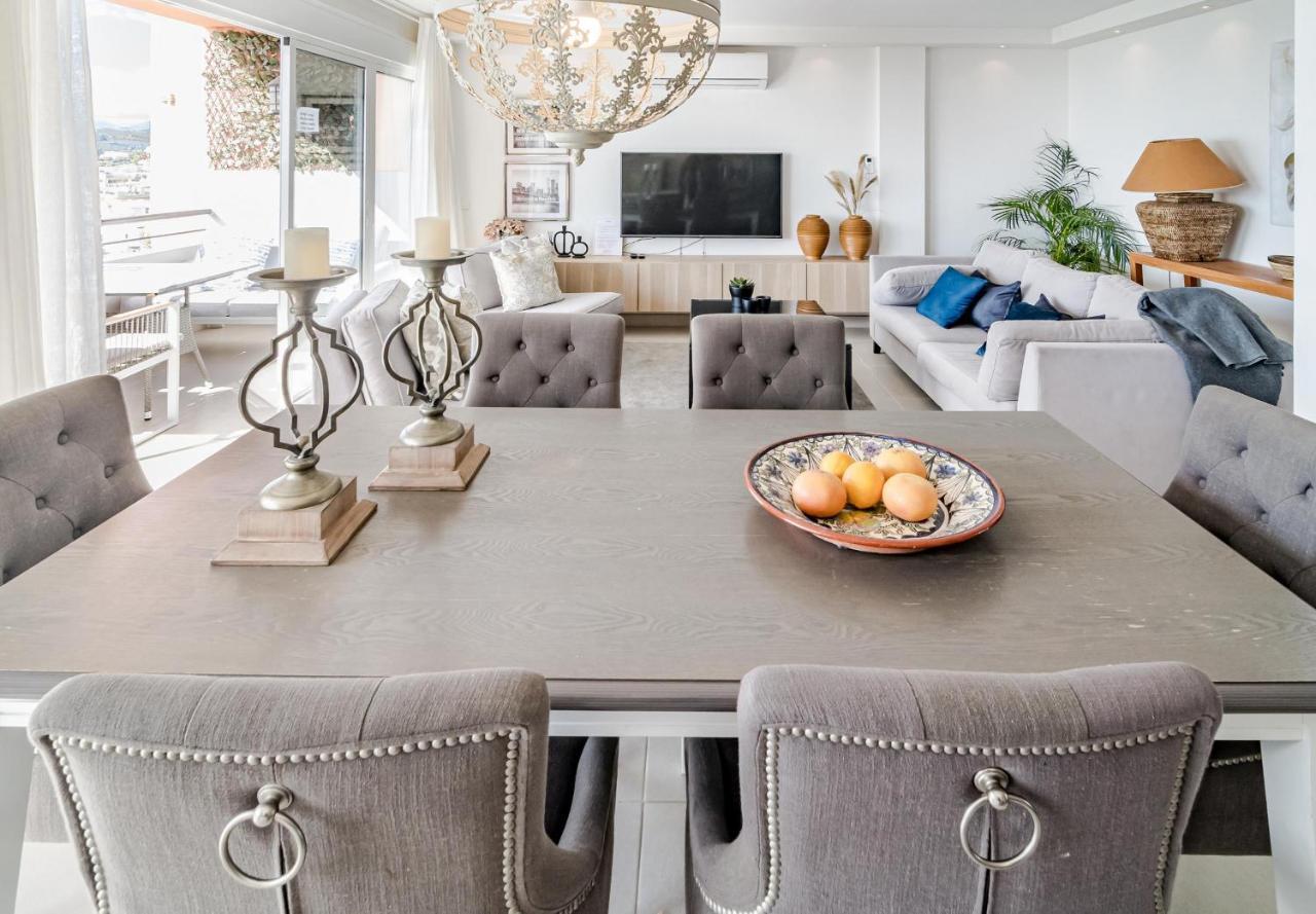 Cp - Modern Beachside Apartment In 에스테포나 외부 사진