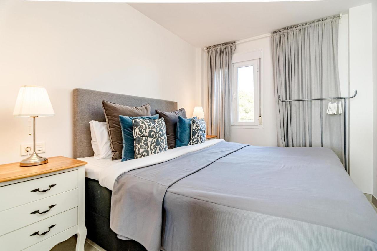 Cp - Modern Beachside Apartment In 에스테포나 외부 사진