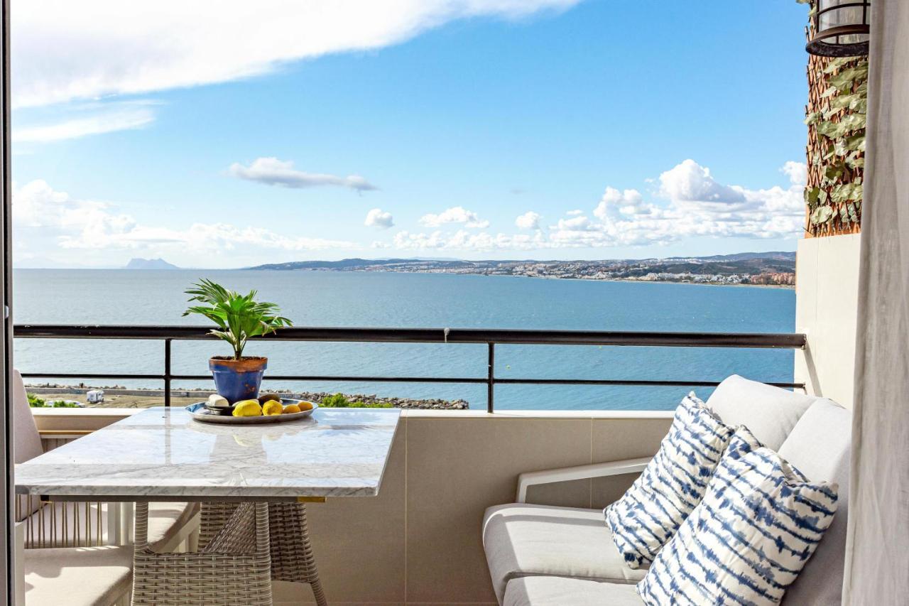 Cp - Modern Beachside Apartment In 에스테포나 외부 사진